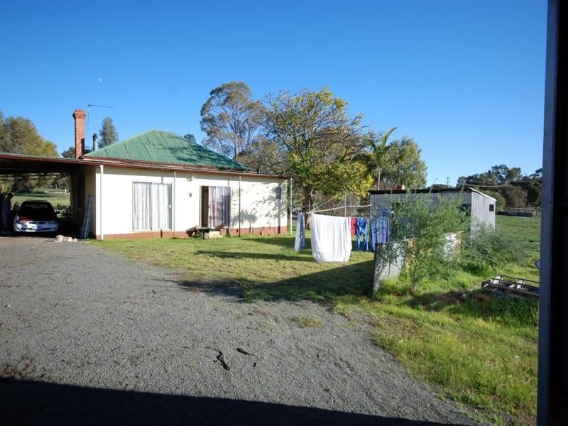 83 Scaddan Street, Narrogin WA 6312