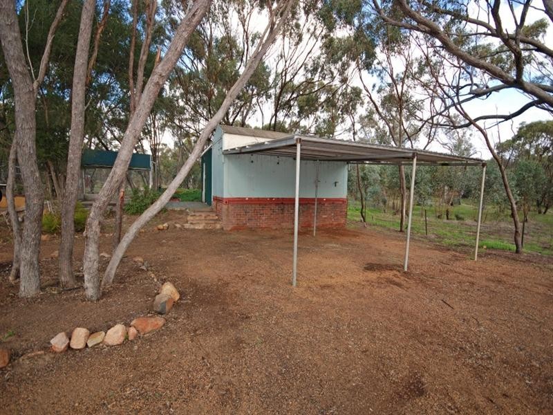 60 Colin Street, Cuballing WA 6311
