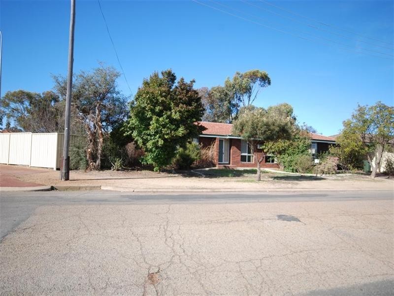 1 Moore Street, Narrogin WA 6312
