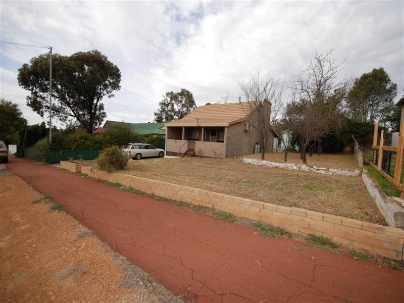 63 Williams Road, Narrogin WA 6312
