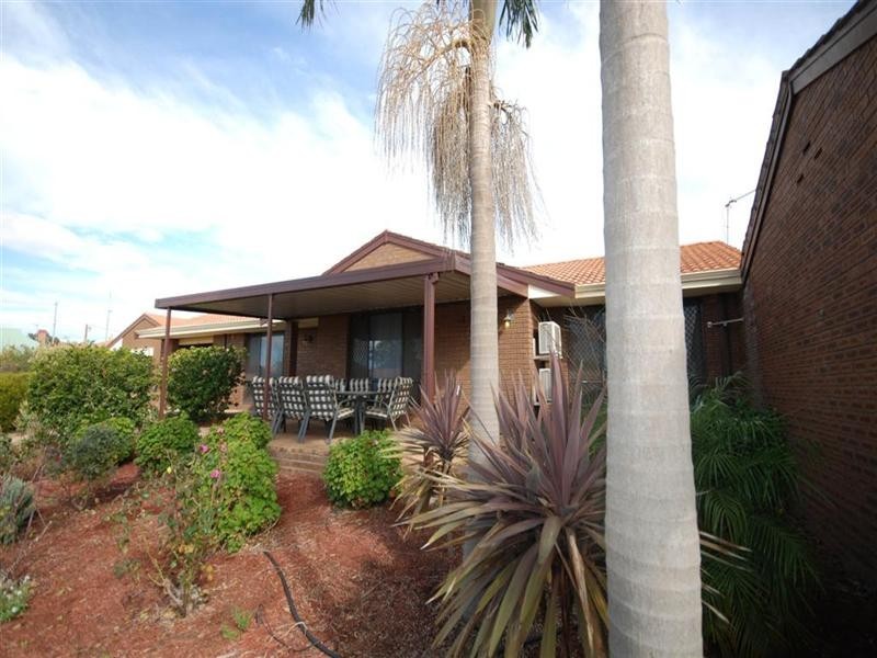 U5/70 Williams Road, Narrogin WA 6312