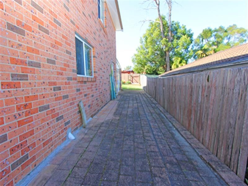 12 Dalgety Crescent, Green Point NSW 2251