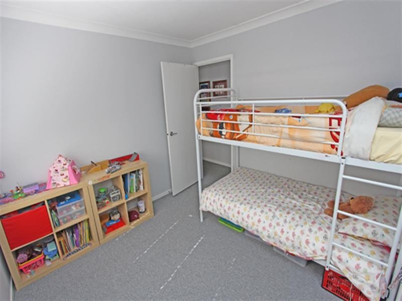12B Judy Anne Close, Green Point NSW 2251
