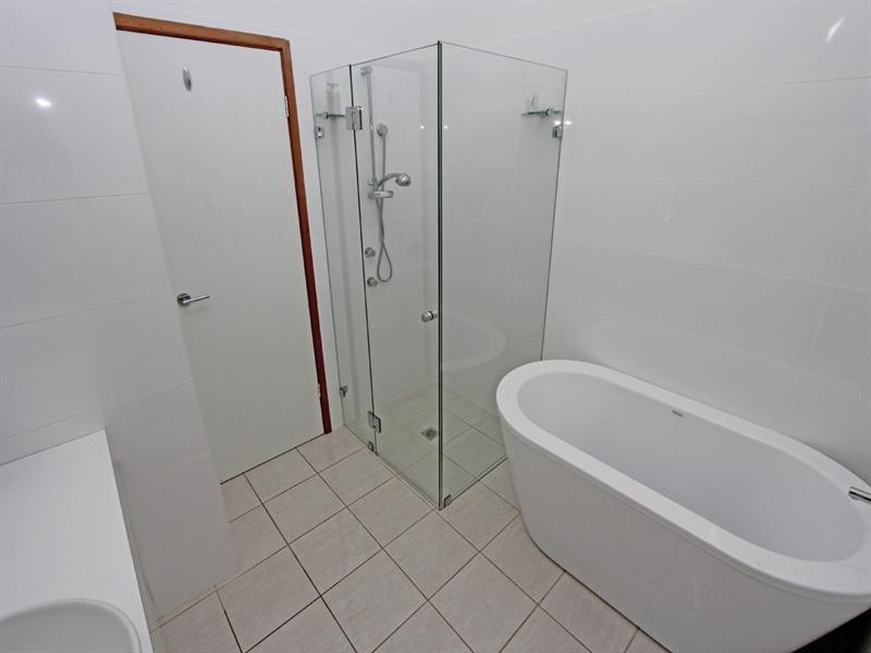 8 Milpera Road, Green Point NSW 2251