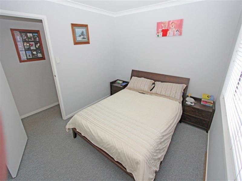 12B Judy Anne Close, Green Point NSW 2251