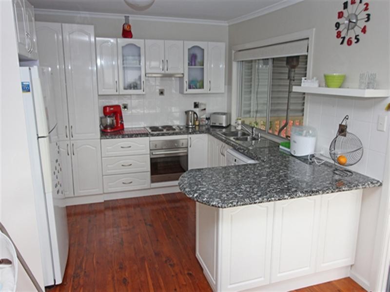 20 Greenslope Drive, Green Point NSW 2251