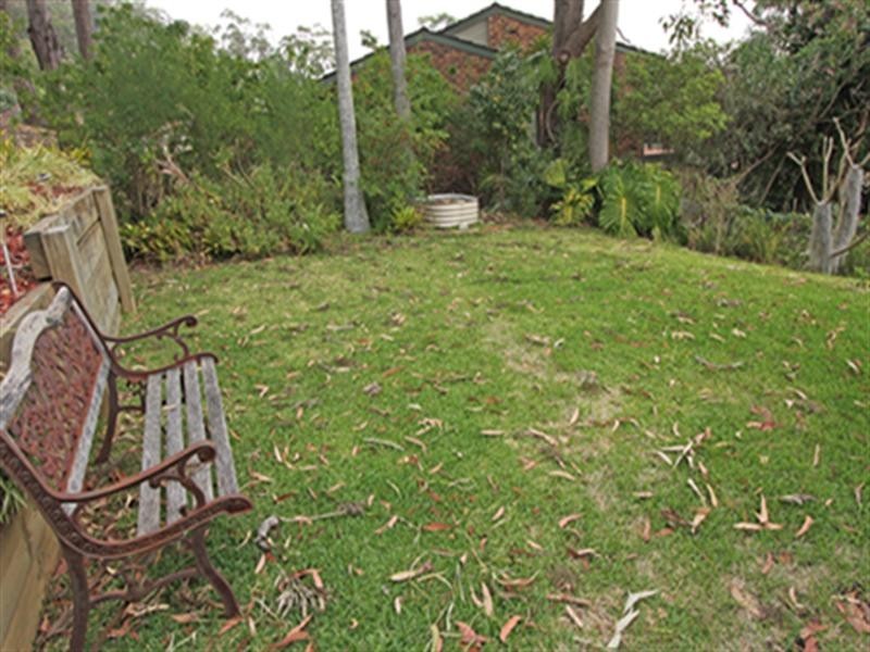 20 Greenslope Drive, Green Point NSW 2251