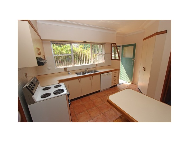 82 Lushington Street, East Gosford NSW 2250