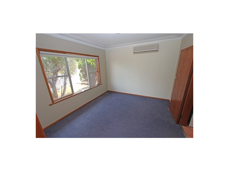82 Lushington Street, East Gosford NSW 2250