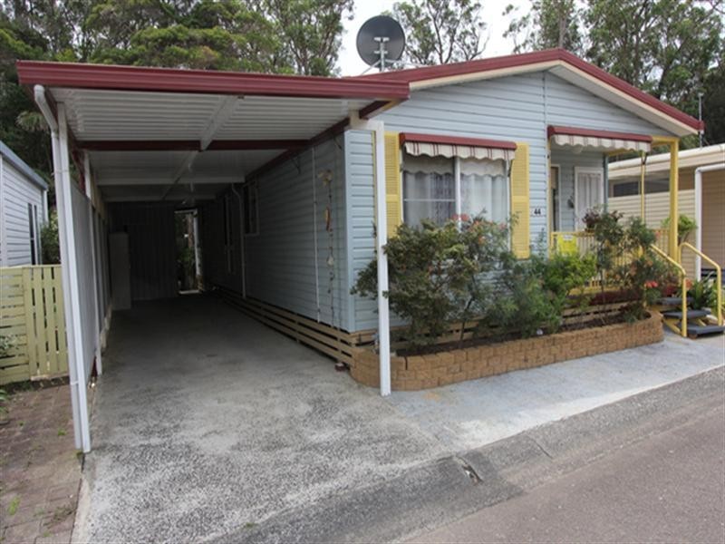 44 Second Avenue, Broadlands Estate, Green Point NSW 2251