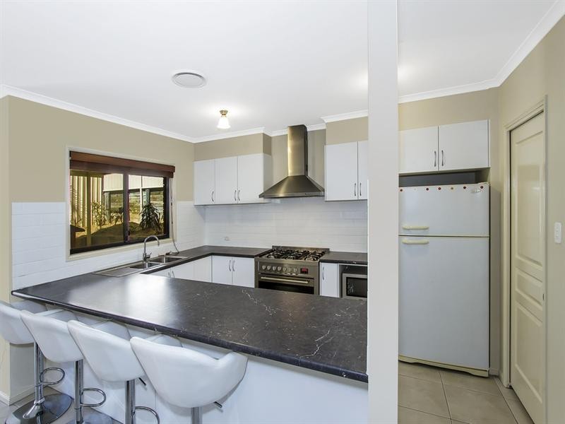 2 Tranquil Close, Green Point NSW 2251