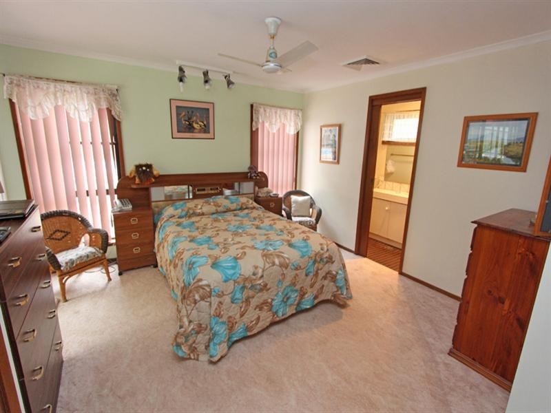 56 Orana Street, Green Point NSW 2251