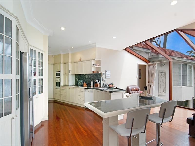 295 Avoca Drive, Green Point NSW 2251