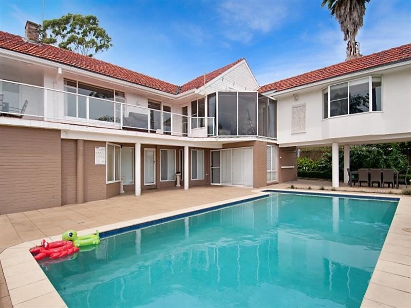 295 Avoca Drive, Green Point NSW 2251