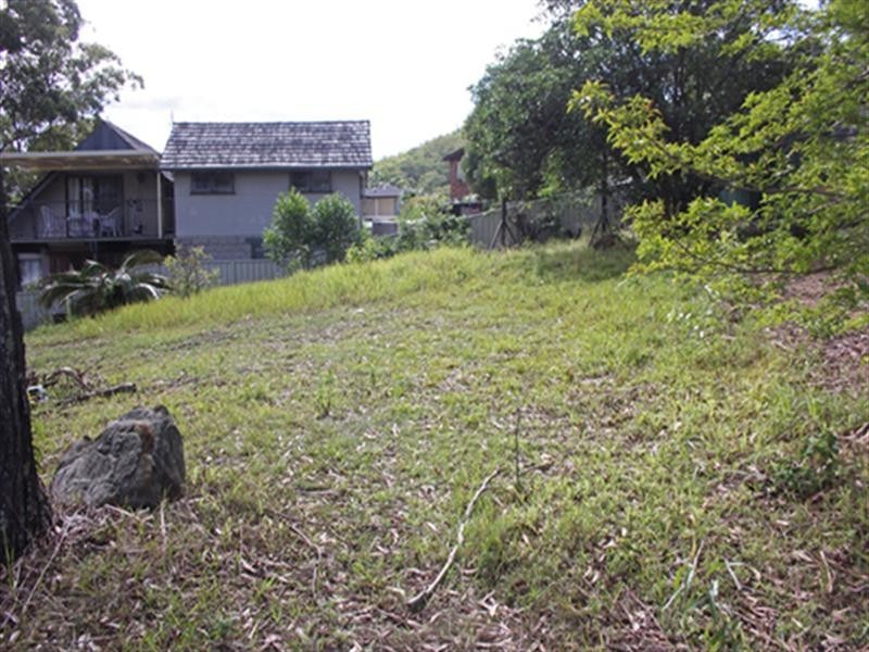 228 Avoca Drive, Green Point NSW 2251