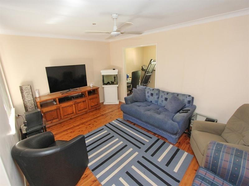 30 Joyce Avenue, Wyoming NSW 2250