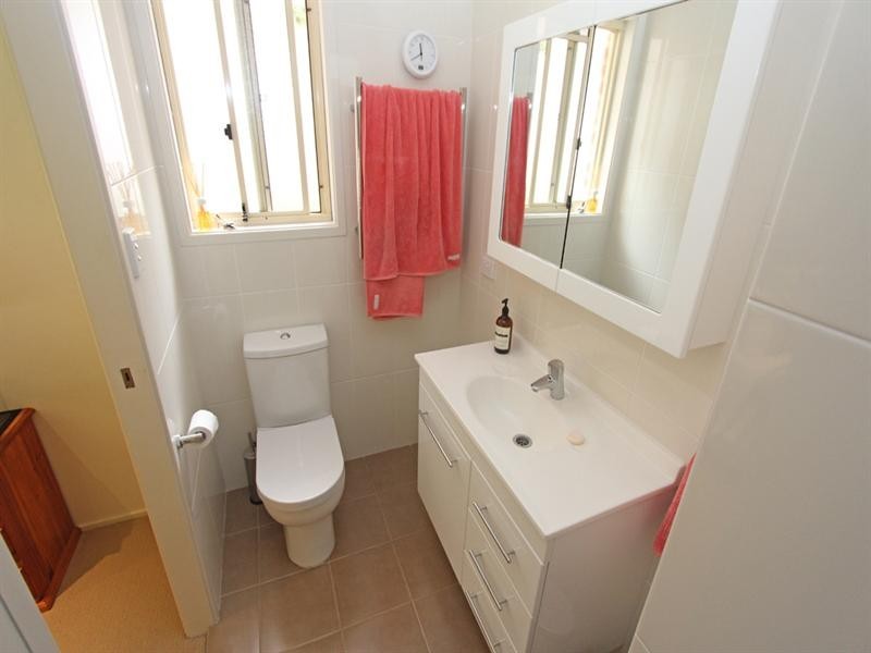 3 Caljarni Close, Green Point NSW 2251