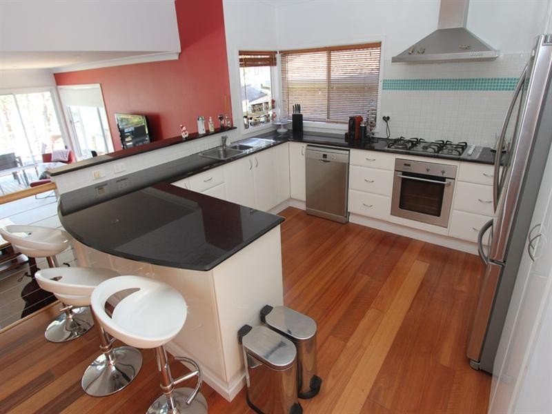 20 Lexington Parade, Green Point NSW 2251