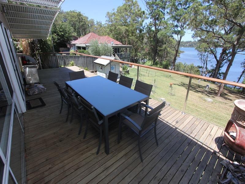 20 Lexington Parade, Green Point NSW 2251