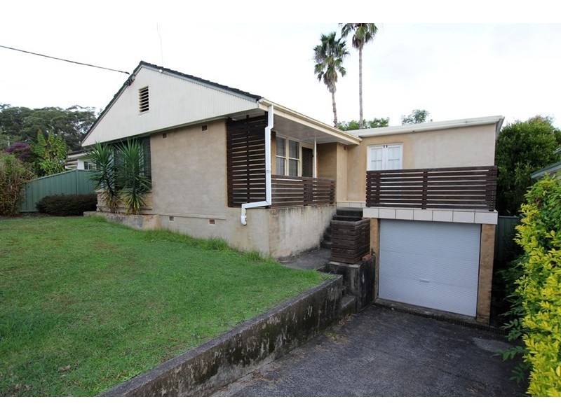 6 North Crescent, North Gosford NSW 2250