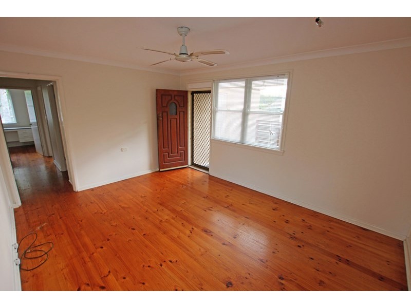 6 North Crescent, North Gosford NSW 2250