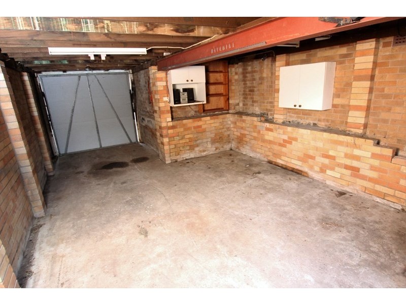 6 North Crescent, North Gosford NSW 2250