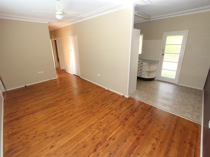 107 Glennie Street, North Gosford NSW 2250