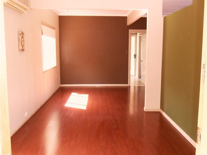 10 Avoca Drive, Kincumber NSW 2251