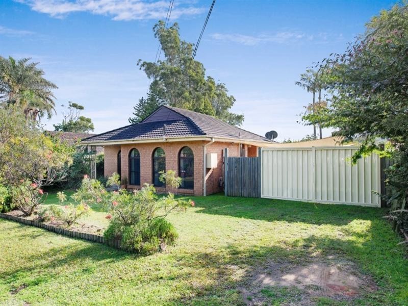 23 Koolang Road, Green Point NSW 2251