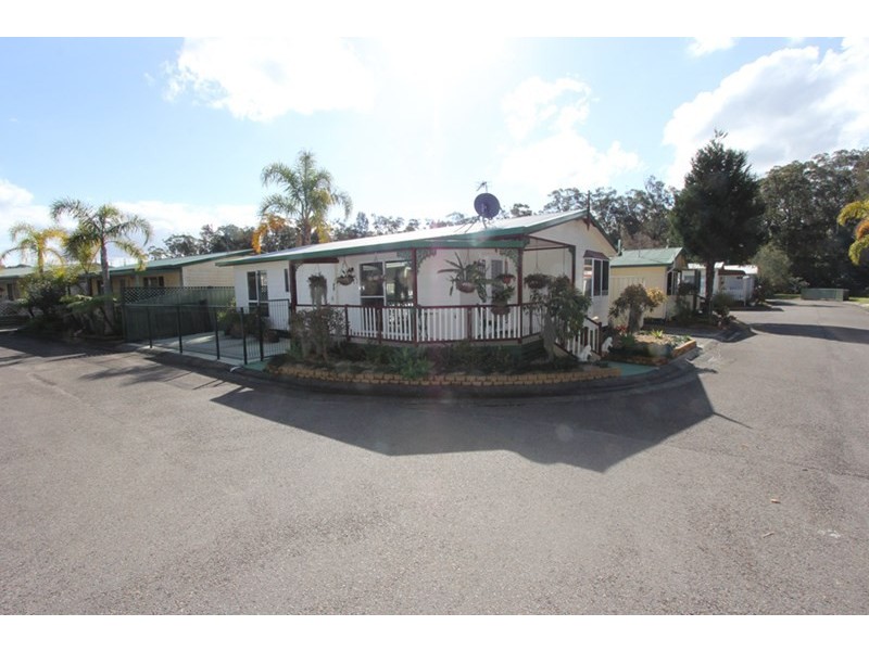 19 Sixth Avenue, Broadlands Estate, Green Point NSW 2251