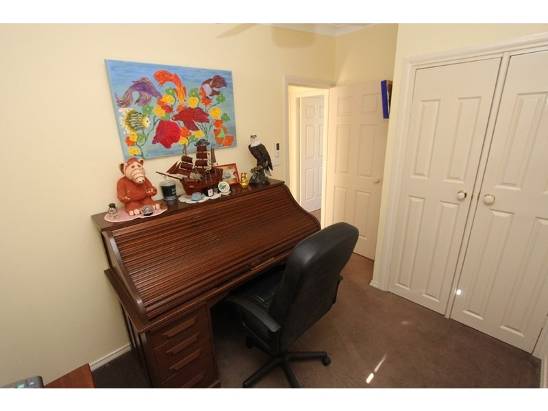 19 Sixth Avenue, Broadlands Estate, Green Point NSW 2251