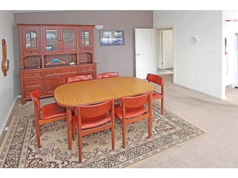 32 Orana Street, Green Point NSW 2251