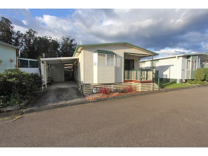 43 First Avenue, Broadlands Estate, Green Point NSW 2251