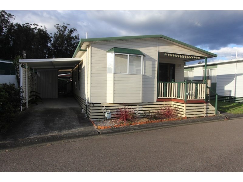 43 First Avenue, Broadlands Estate, Green Point NSW 2251