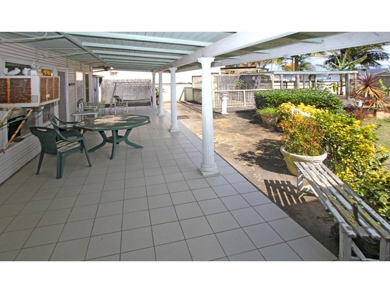 263 Avoca Drive, Green Point NSW 2251