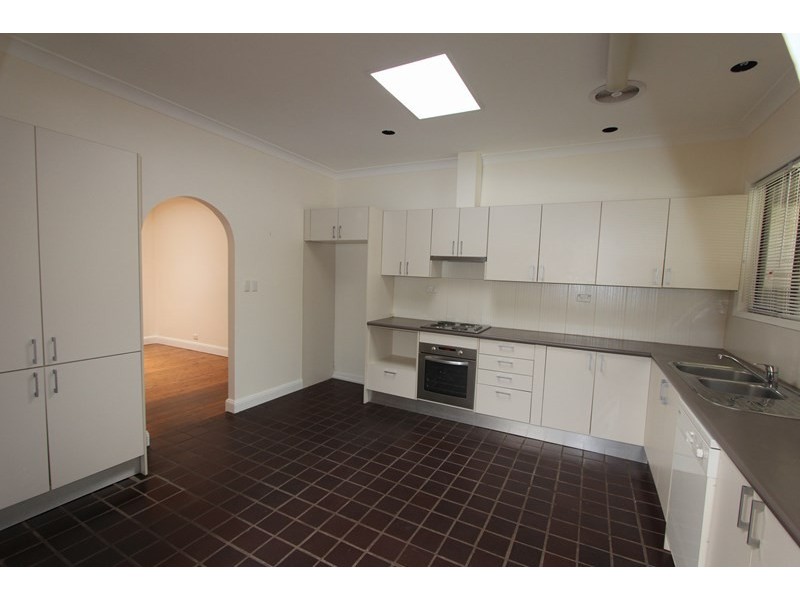 180A The Round Drive, Avoca Beach NSW 2251