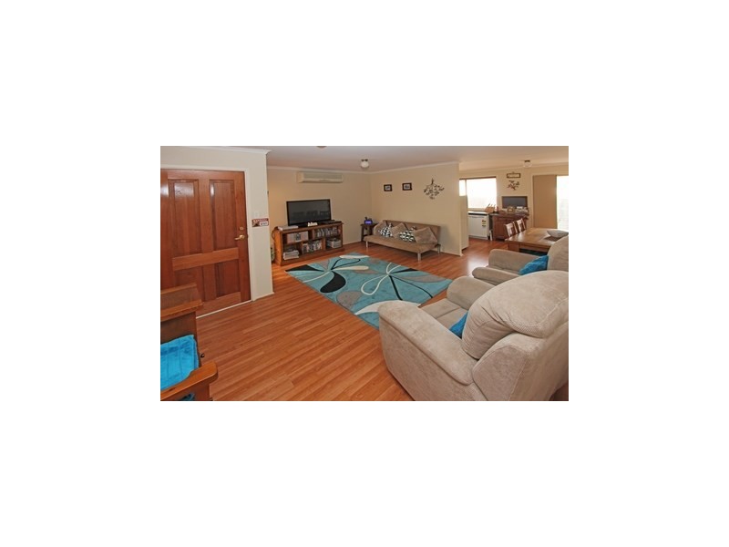 7 Dalgety Crescent, Green Point NSW 2251