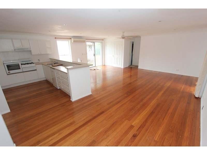 29 Greenlee Street, Green Point NSW 2251