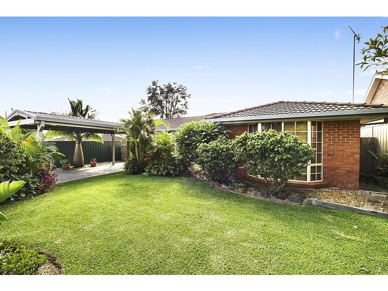 14 Greenvale Road, Green Point NSW 2251