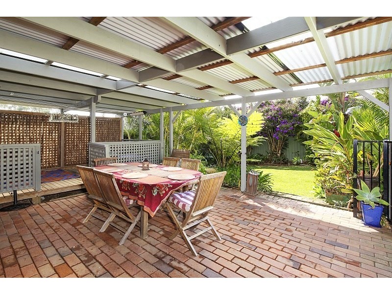 14 Greenvale Road, Green Point NSW 2251