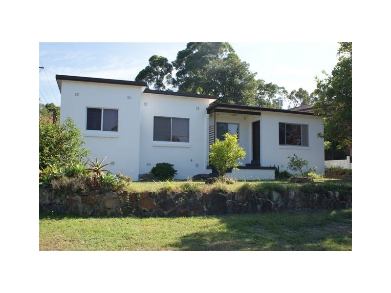 11 Wattle Crescent, Phegans Bay NSW 2256