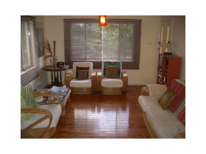 11 Wattle Crescent, Phegans Bay NSW 2256