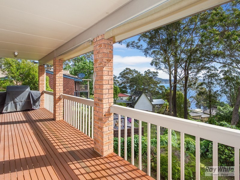 2 Lexington Parade, Green Point NSW 2251
