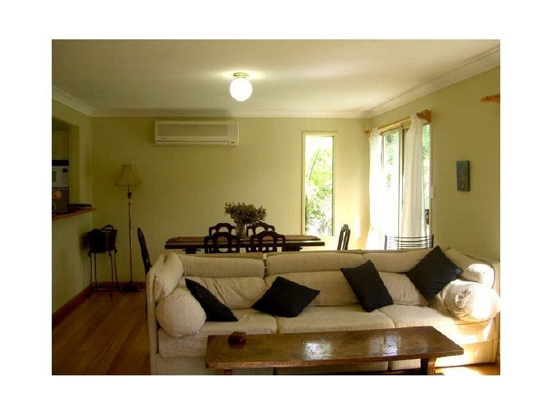 24 Karwin Avenue, Erina NSW 2250