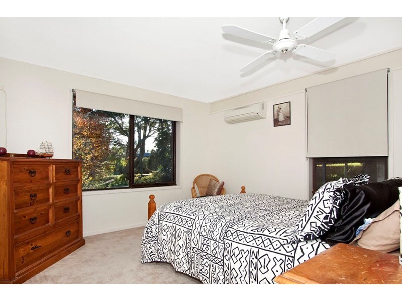 6 Lexington Parade, Green Point NSW 2251