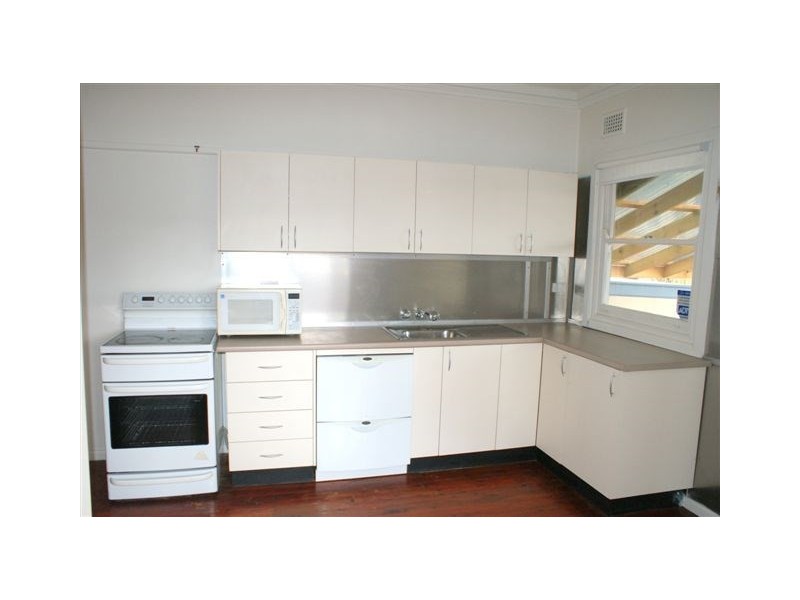 275 A and B The Entrance Road, Erina NSW 2250