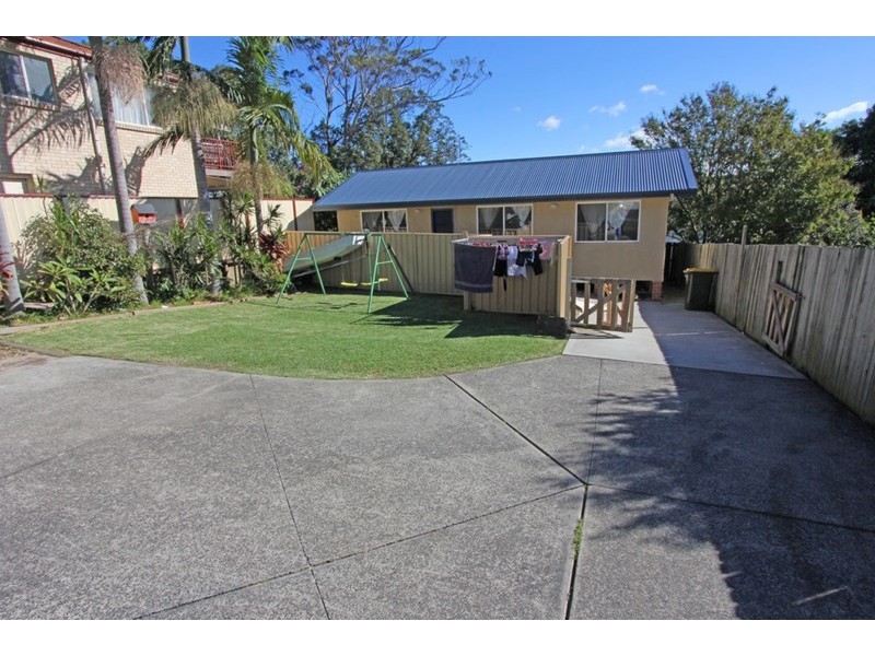 275 A and B The Entrance Road, Erina NSW 2250
