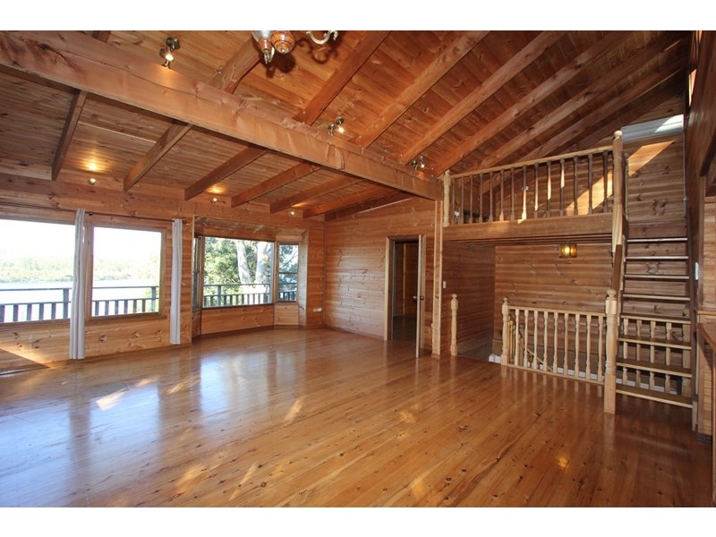 36 Henderson Road, Saratoga NSW 2251