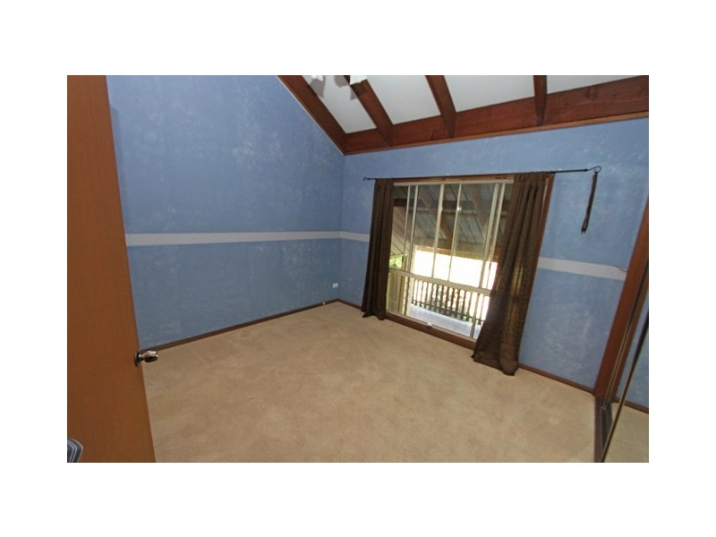11 Pamela Close, Green Point NSW 2251