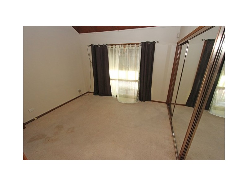 11 Pamela Close, Green Point NSW 2251